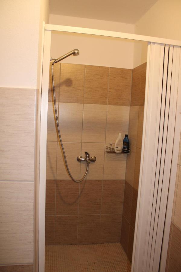 Studio Apartman Stefanija Selce Exterior foto