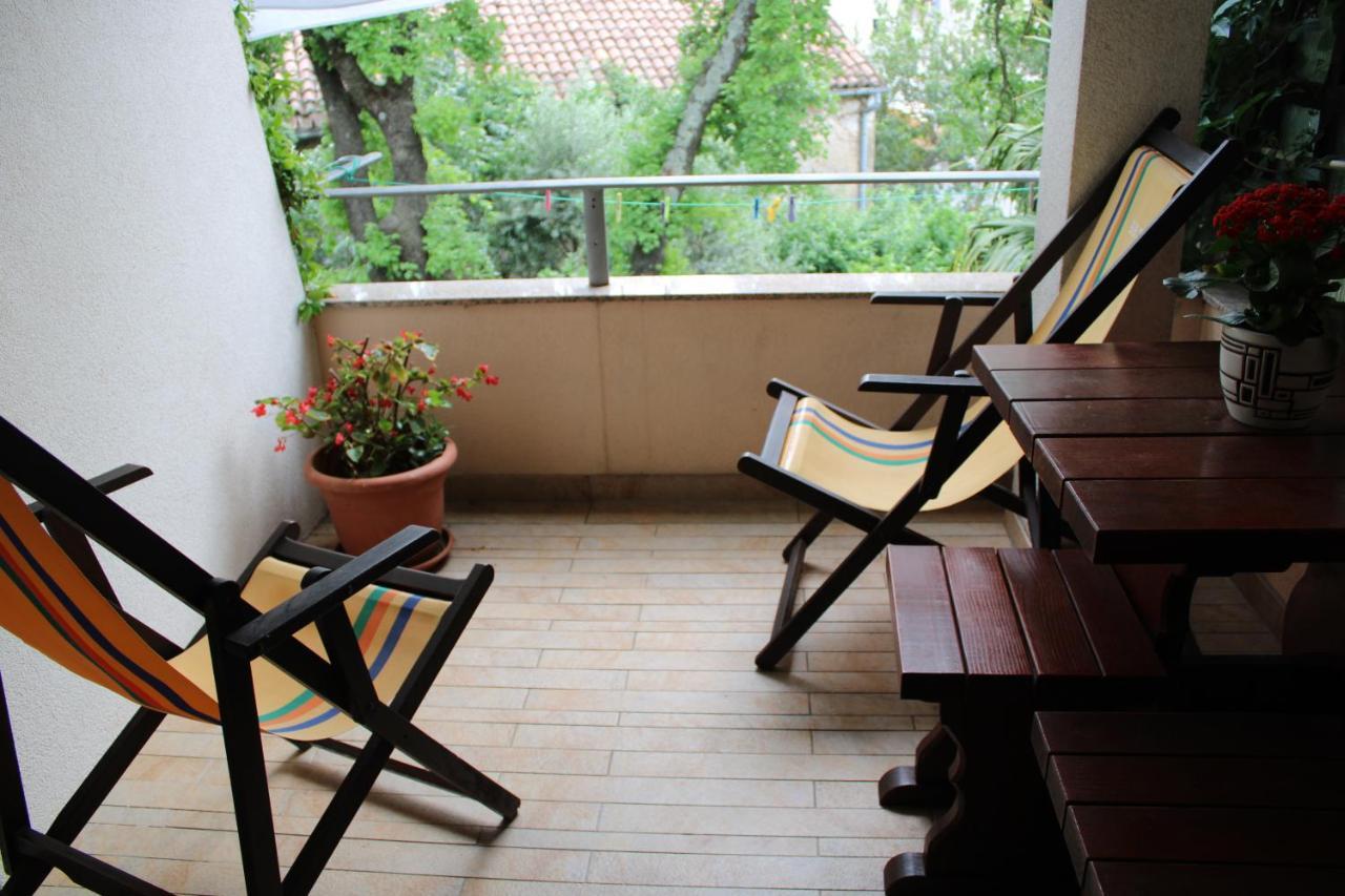 Studio Apartman Stefanija Selce Exterior foto