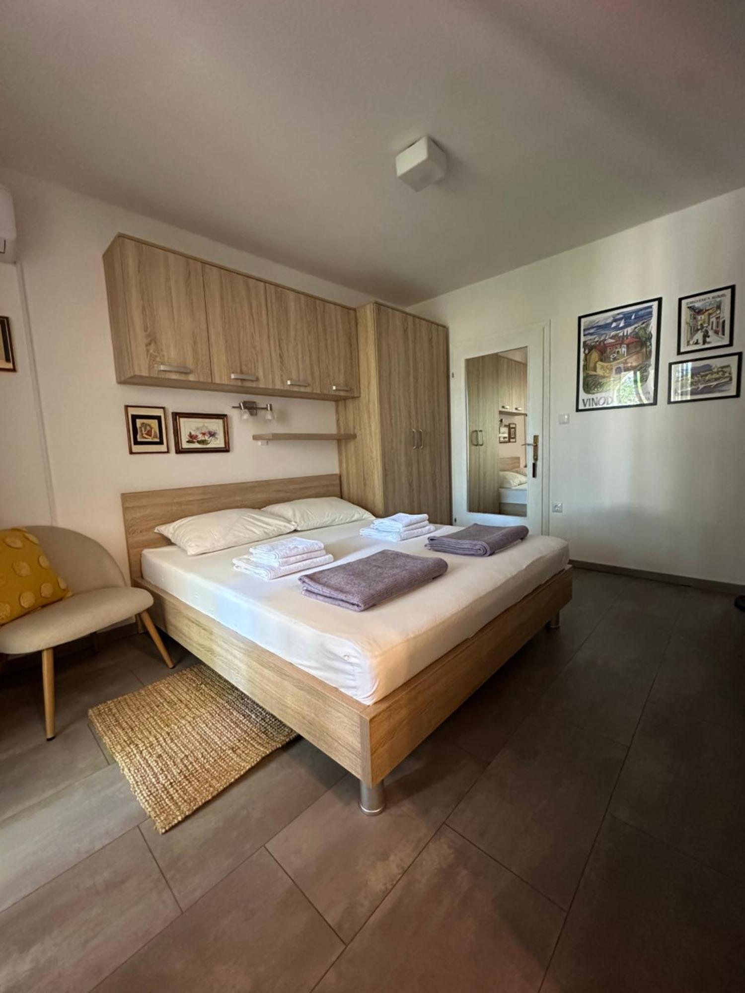 Studio Apartman Stefanija Selce Exterior foto